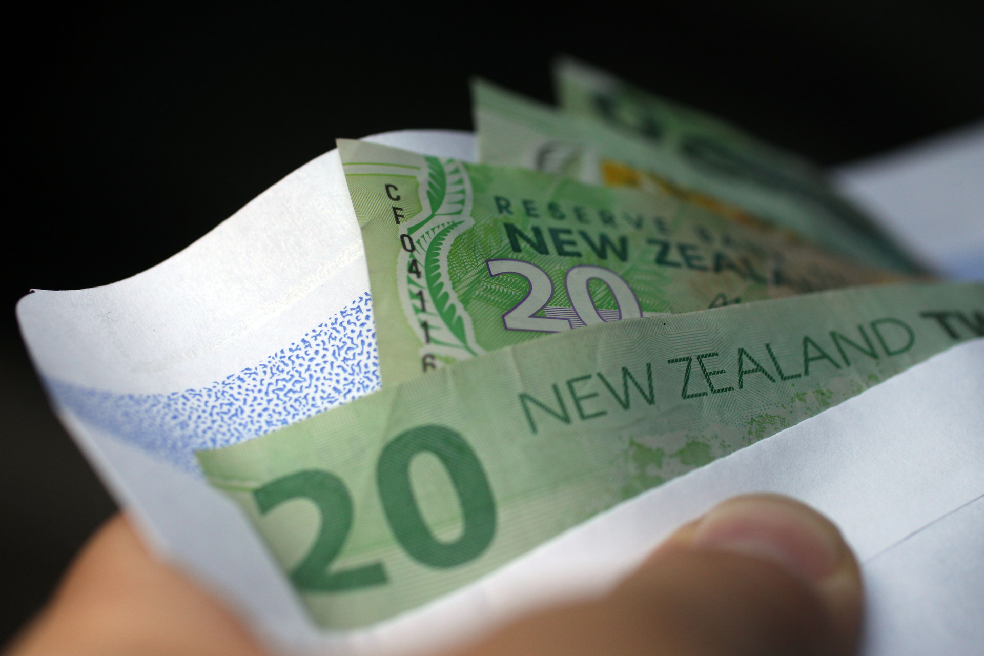 minimum-wage-increase-1st-april-restaurant-association-of-new-zealand